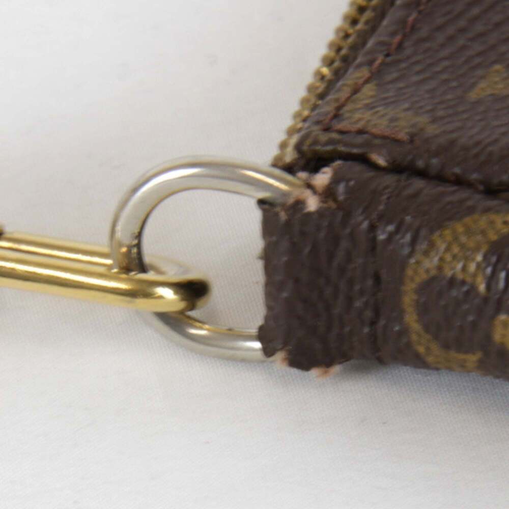 LOUIS VUITTON Brown Monogram Canvas Pochette Shoulder Bag - Picture 11 of 12